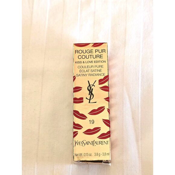 Yves Saint Laurent Rouge Pur Couture Lipstick 19 Fuschia MU2 - Picture 1 of 9